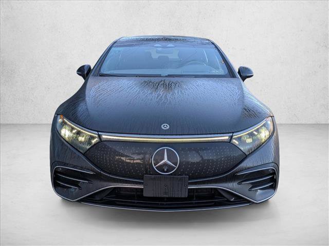 Used 2022 Mercedes-Benz EQS 580 4MATIC Sedan image 2