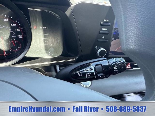 Used 2023 Hyundai Elantra SEL FWD image 29