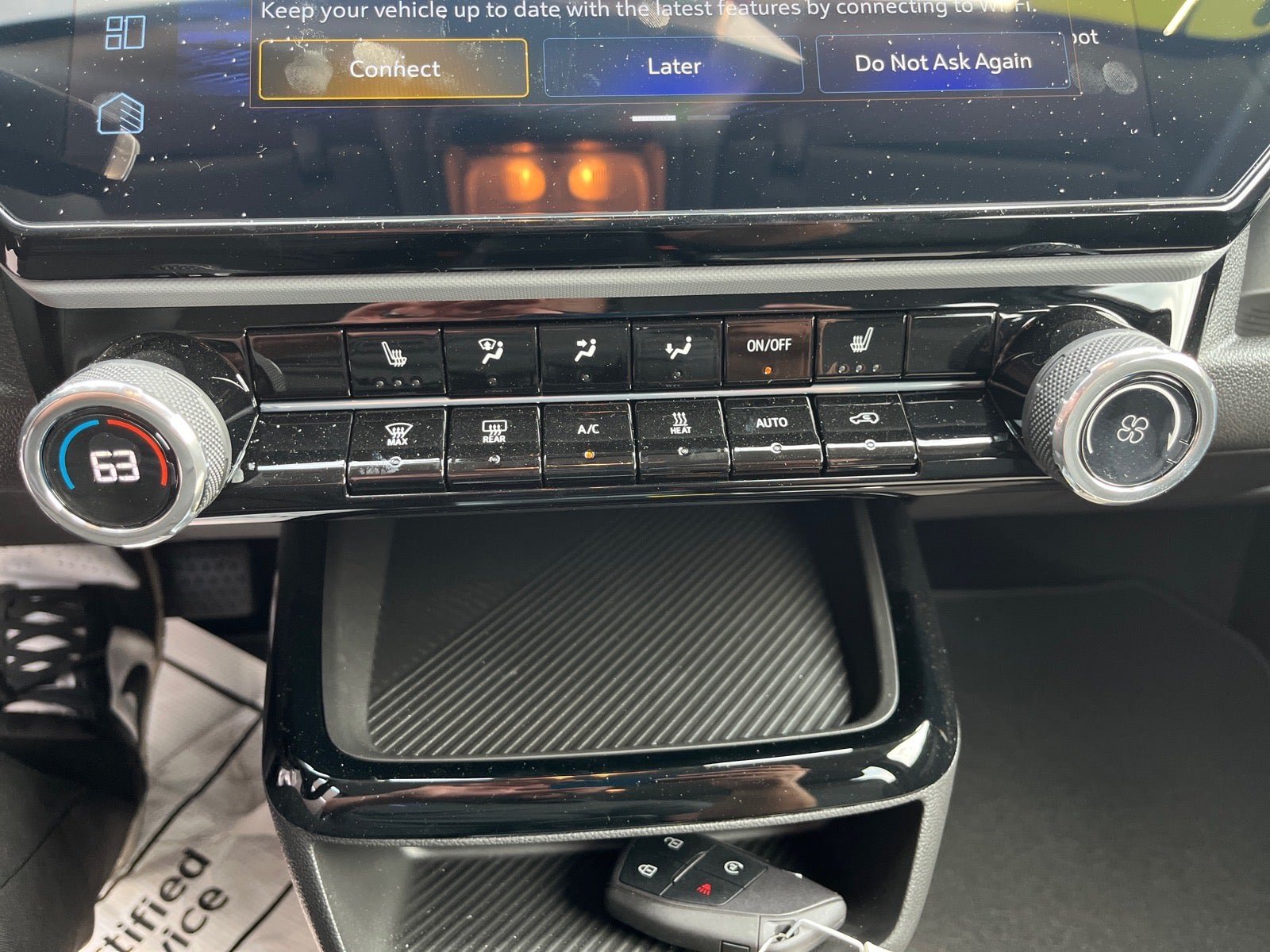 New 2027 Chevrolet Bolt LT w/ Comfort Package FWD image 24