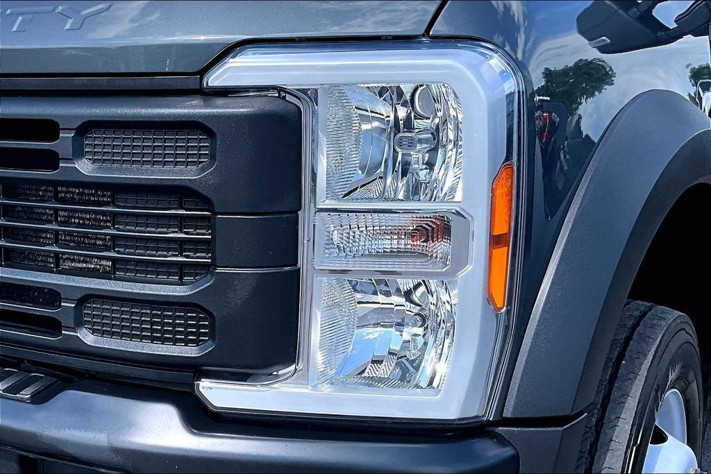 Used 2023 Ford F450 XL RWD image 29