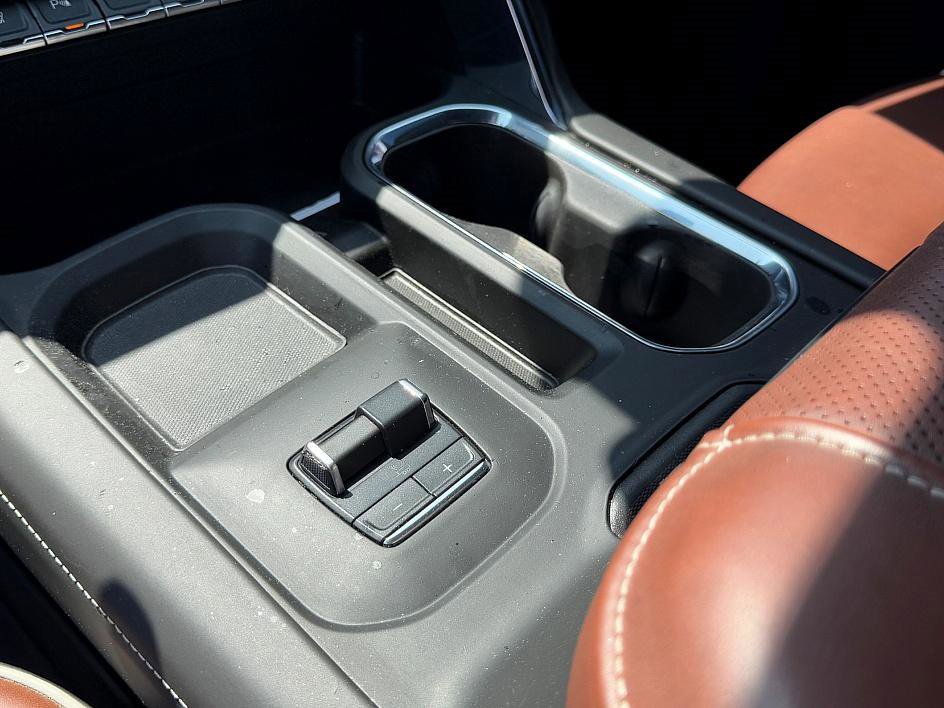 Used 2024 GMC Sierra 2500 Denali Ultimate w/ Max Trailering Package image 26