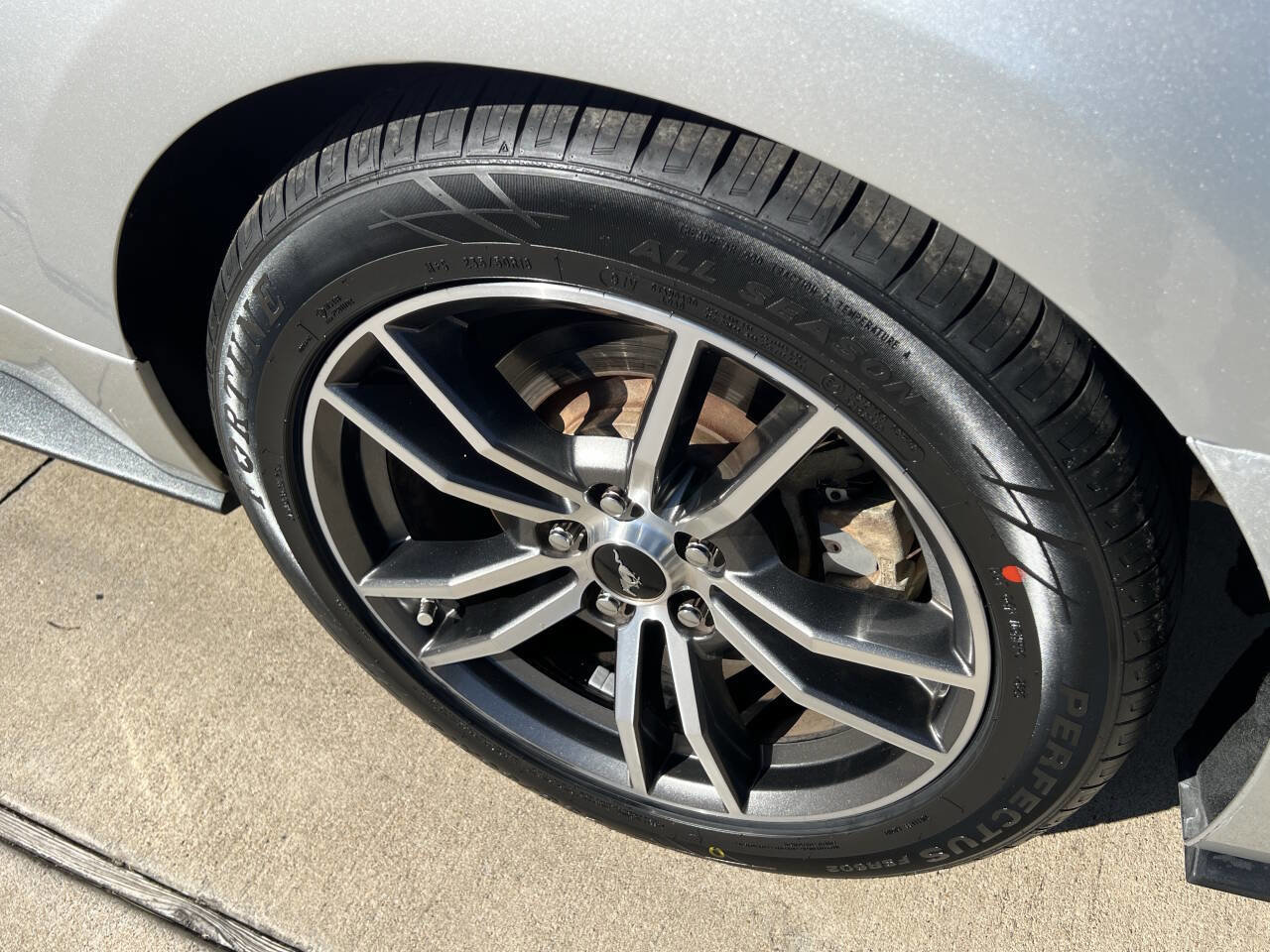 Used 2016 Ford Mustang GT image 37