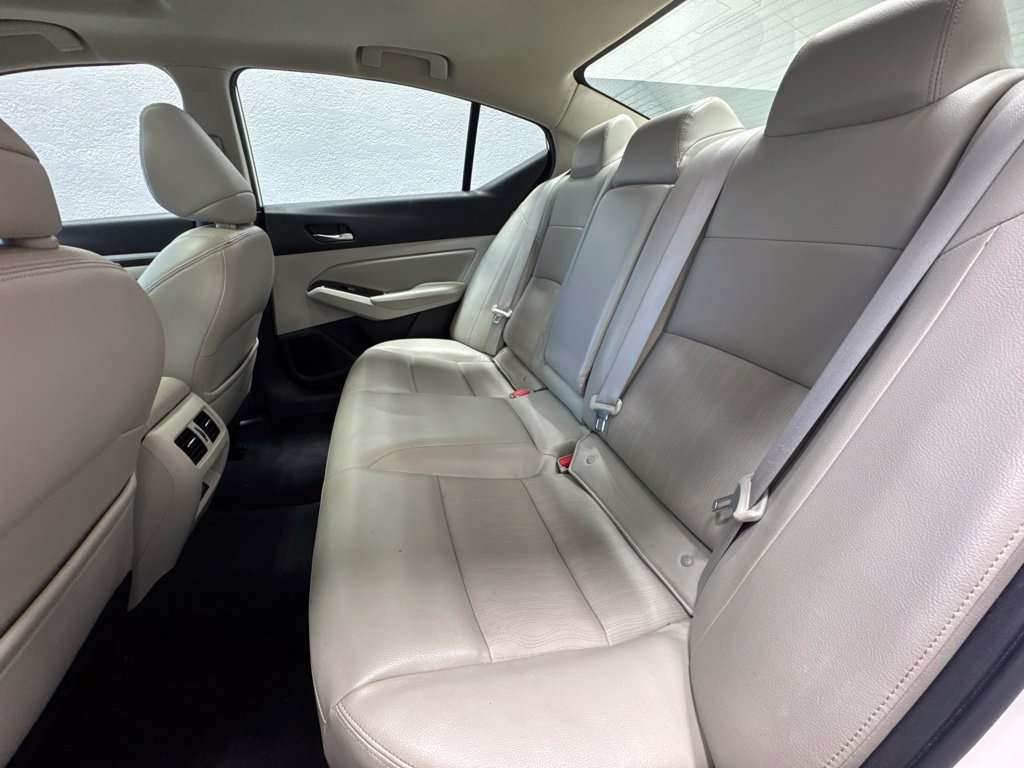 Used 2021 Nissan Altima 2.5 Platinum AWD/4WD image 21