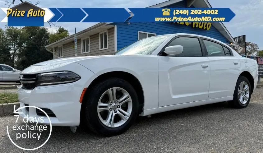 Used 2020 Dodge Charger SXT w/ Leather Interior Group RWD image 1