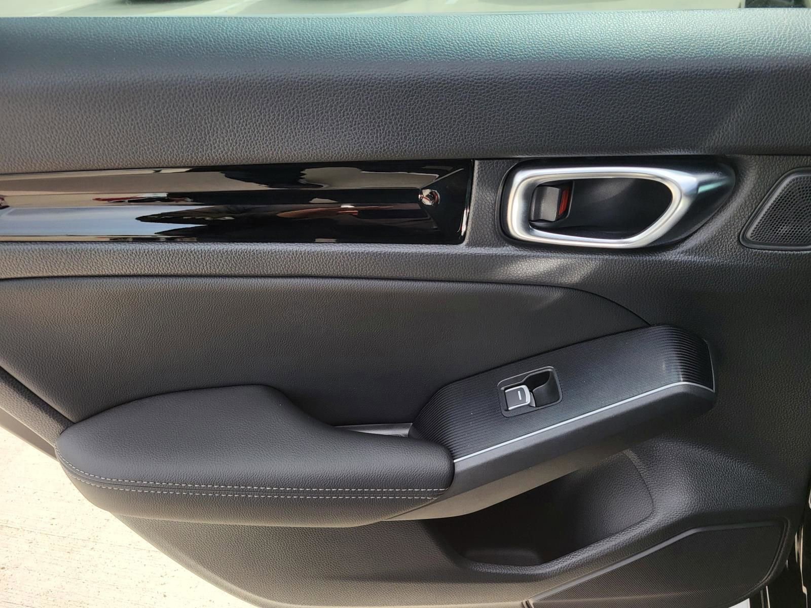Used 2024 Honda Civic Sport Touring image 12