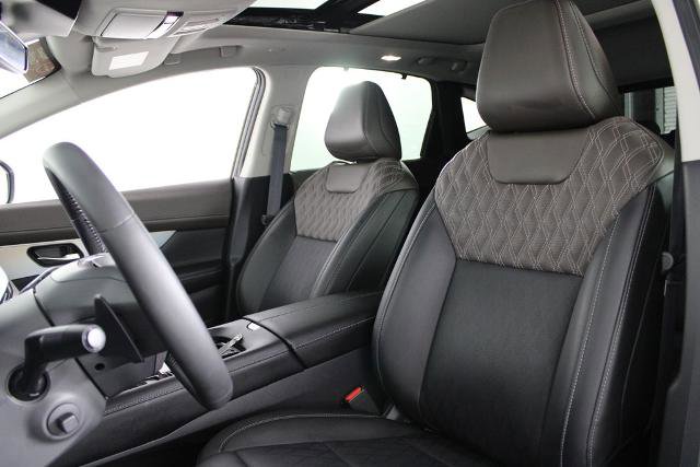 Certified 2025 Nissan Murano Platinum w/ Cargo Package AWD/4WD image 20