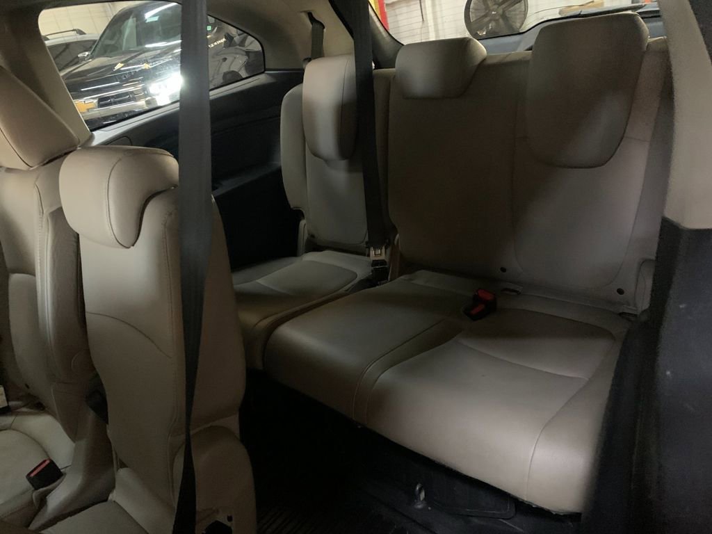 Used 2019 Honda Odyssey EX-L image 17