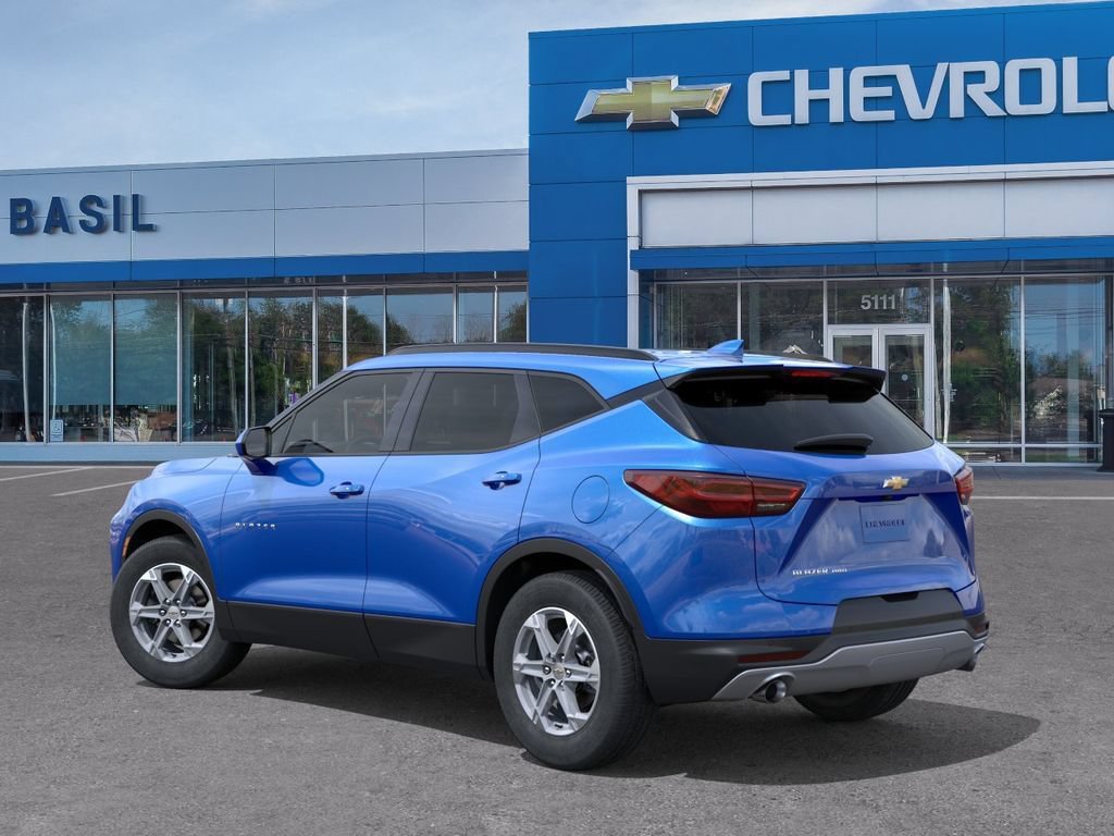 New 2026 Chevrolet Blazer LT w/ Convenience Package AWD/4WD image 3