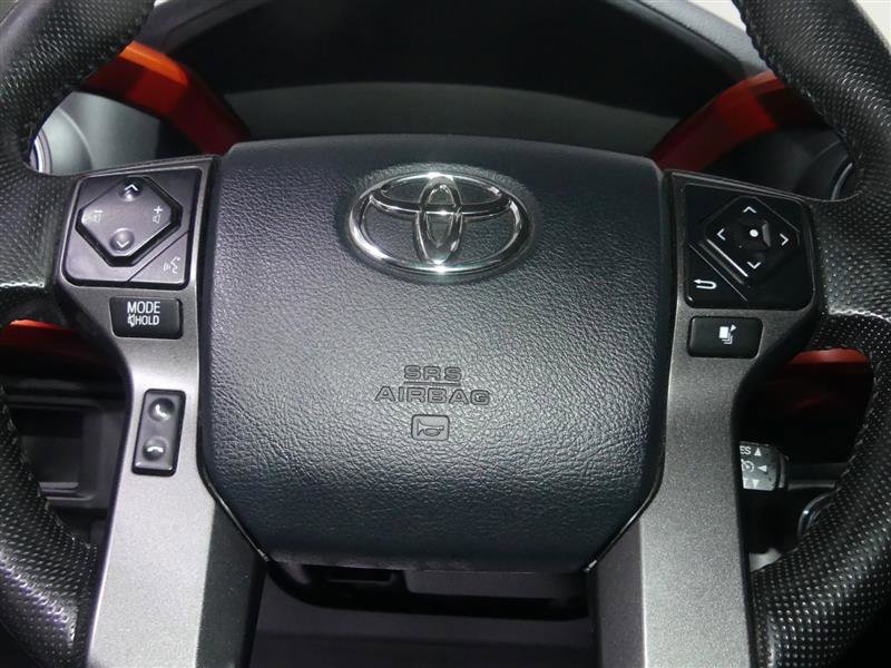 Used 2016 Toyota Tacoma TRD Off-Road w/ Exterior Package image 27