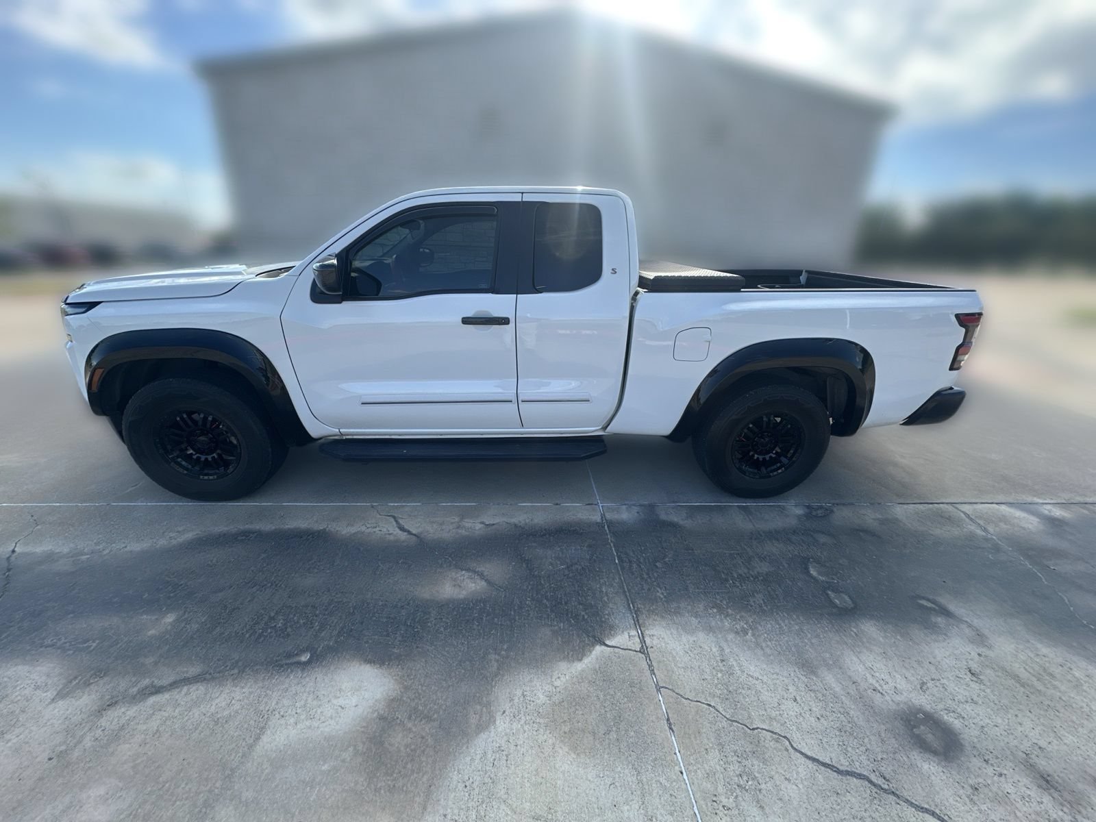 Used 2023 Nissan Frontier S w/ Technology Package RWD image 6