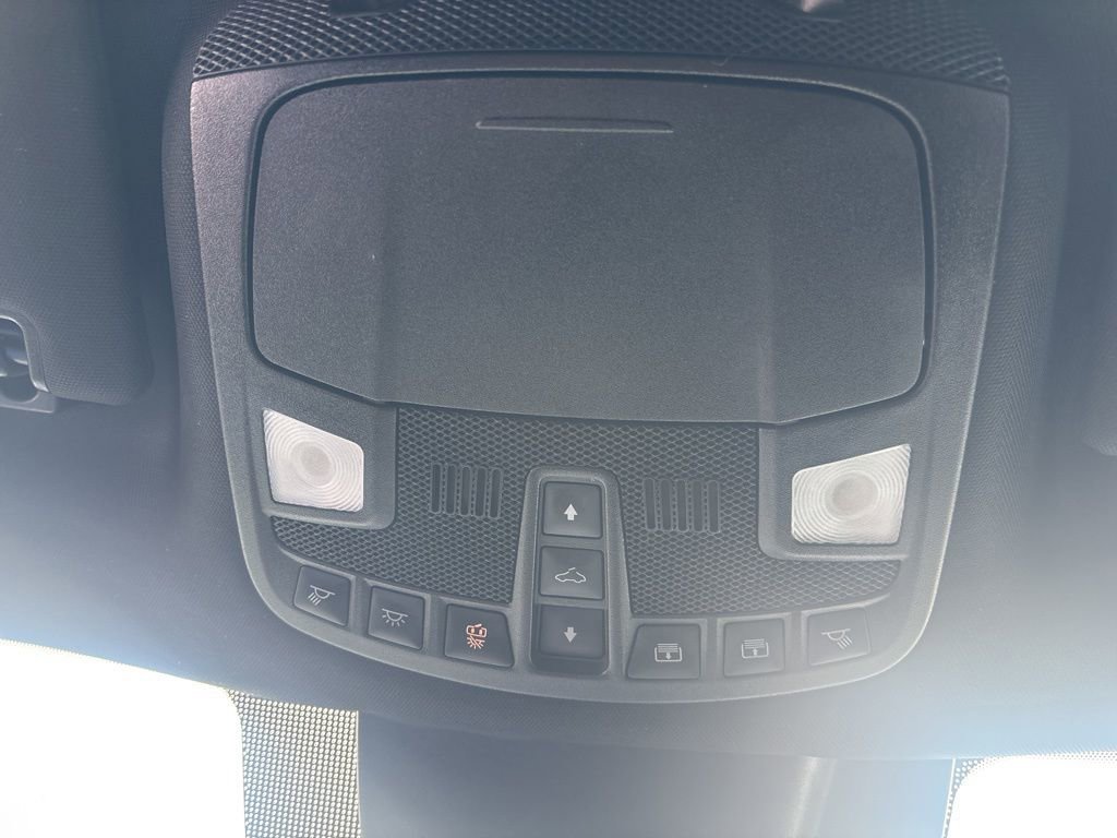 Used 2021 Ford Expedition XLT image 31