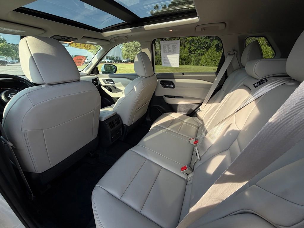 Certified 2023 Nissan Rogue SL w/ SL Premium Package FWD image 25