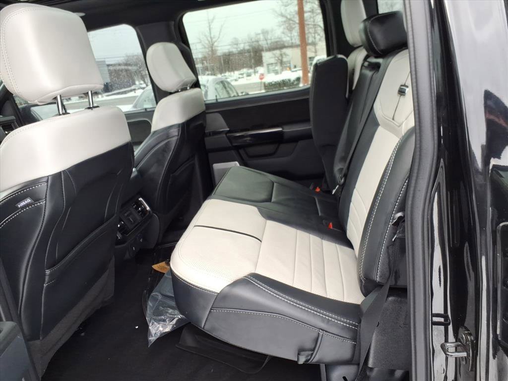 Used 2024 Ford F150 Lightning Platinum image 12