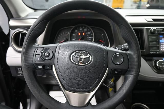 Used 2014 Toyota RAV4 XLE FWD image 15