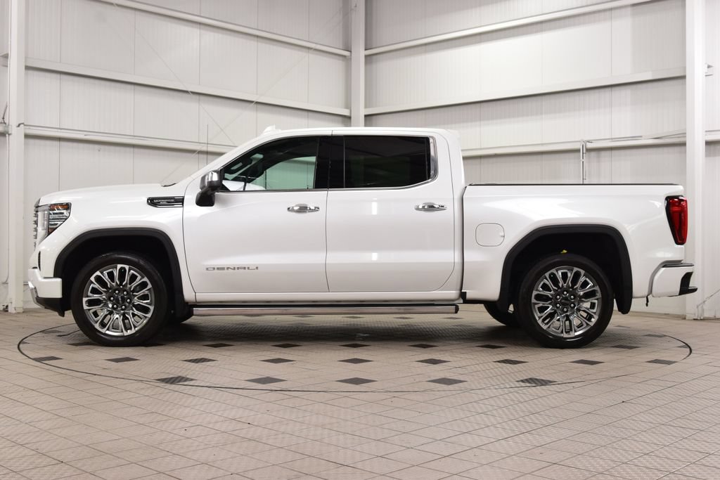 Used 2024 GMC Sierra 1500 Denali Ultimate AWD/4WD image 4