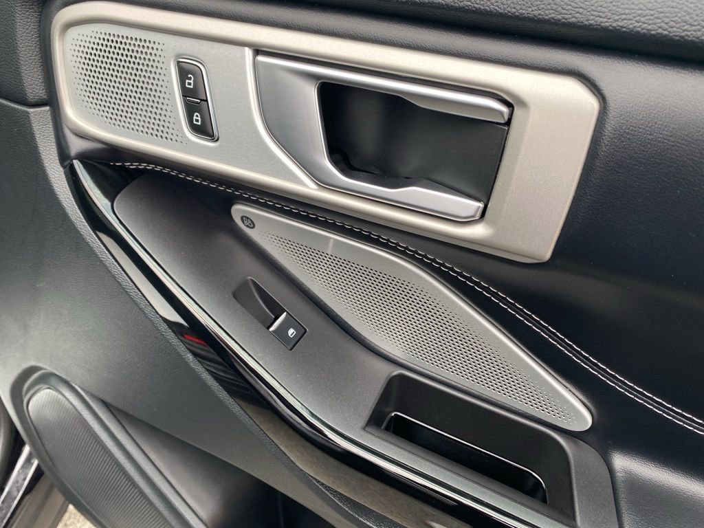 Used 2023 Ford Explorer ST w/ Equipment Group 401A AWD/4WD image 16