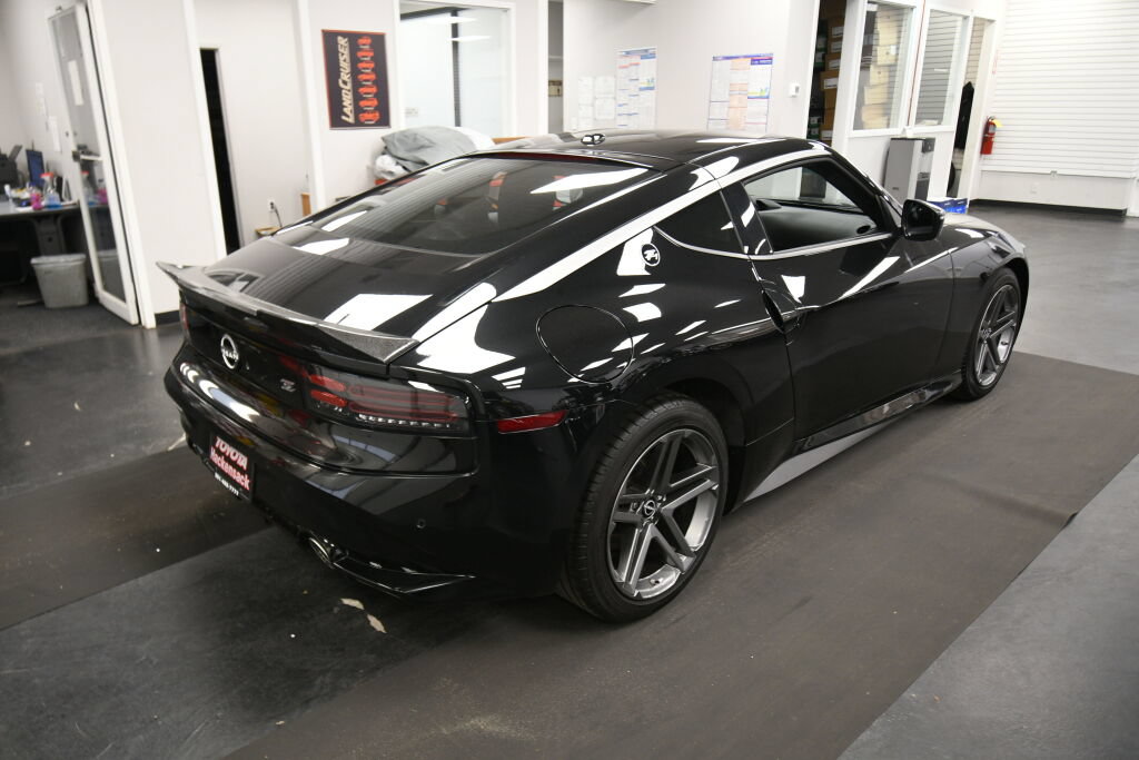 Used 2025 Nissan Z Sport w/ Floor Mat Package RWD image 8
