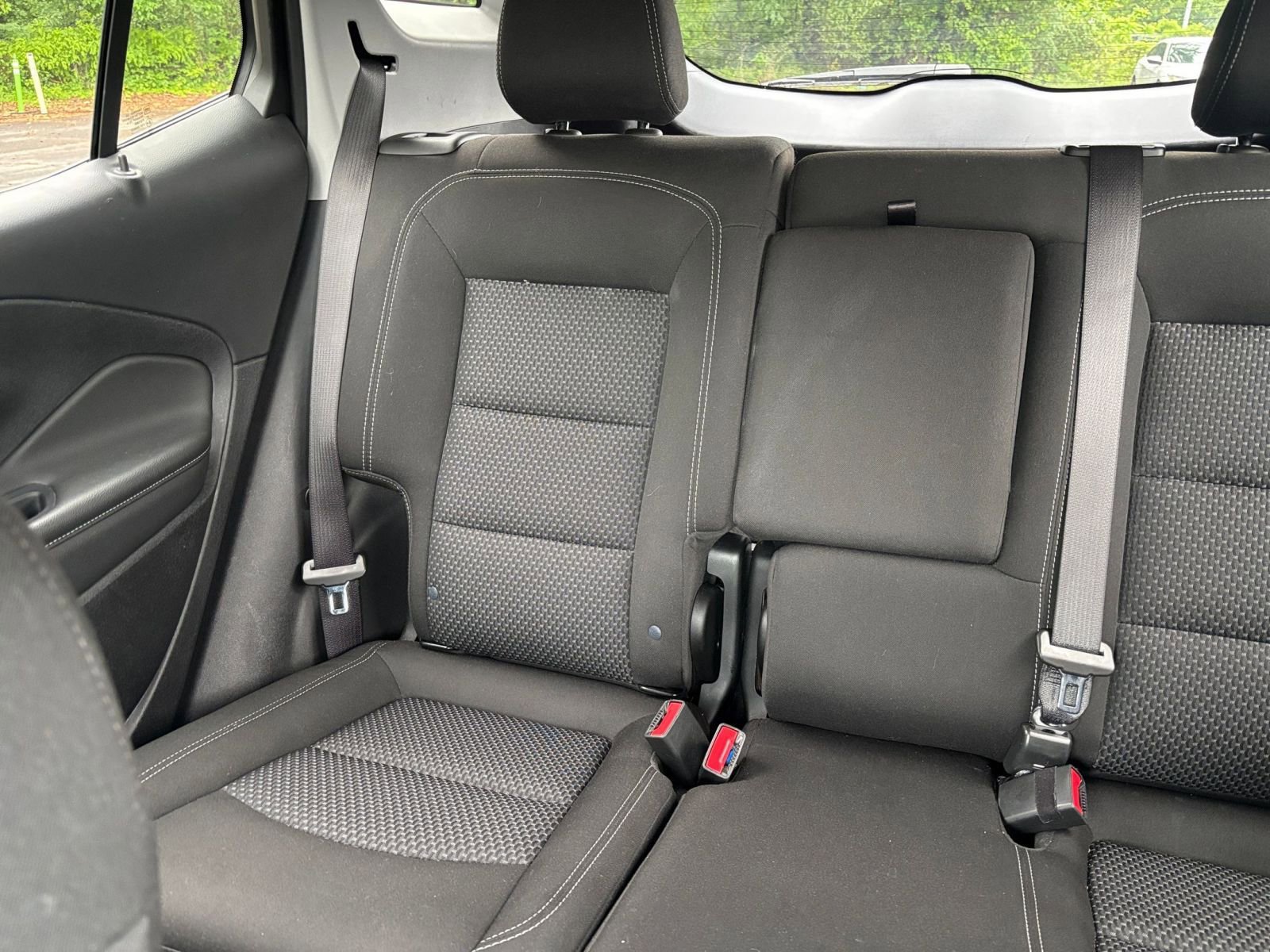Used 2024 GMC Terrain SLE FWD image 38
