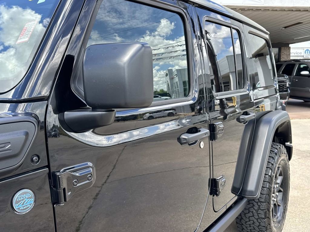 Used 2024 Jeep Wrangler Unlimited image 7
