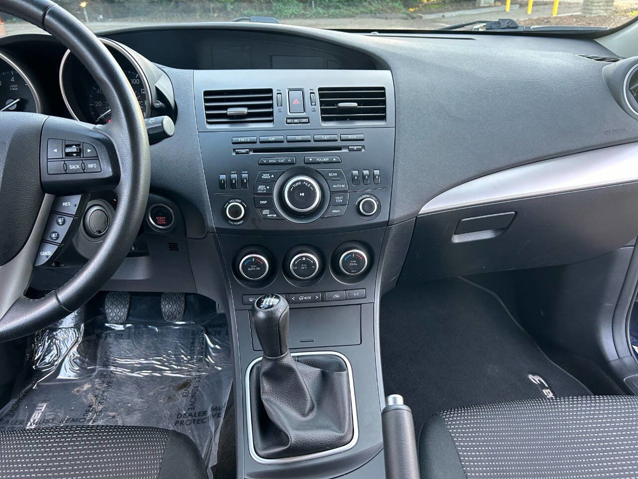 Used 2013 MAZDA MAZDA3 i Touring image 35