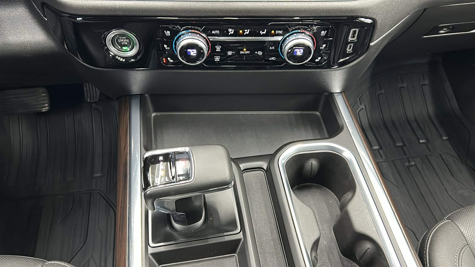 Used 2023 GMC Sierra 1500 SLT image 24