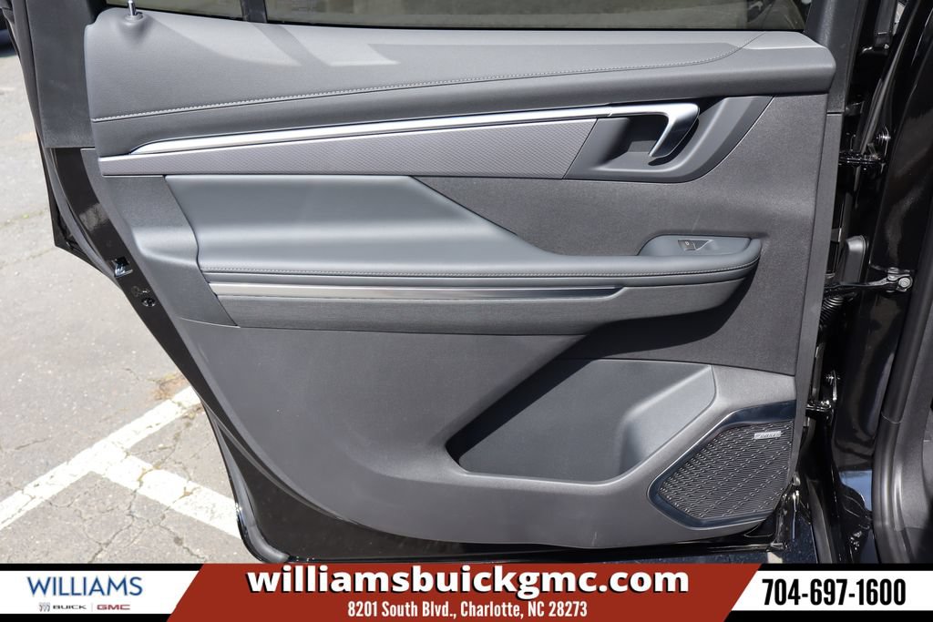 New 2026 Buick Enclave Sport Touring w/ Power Package FWD image 19
