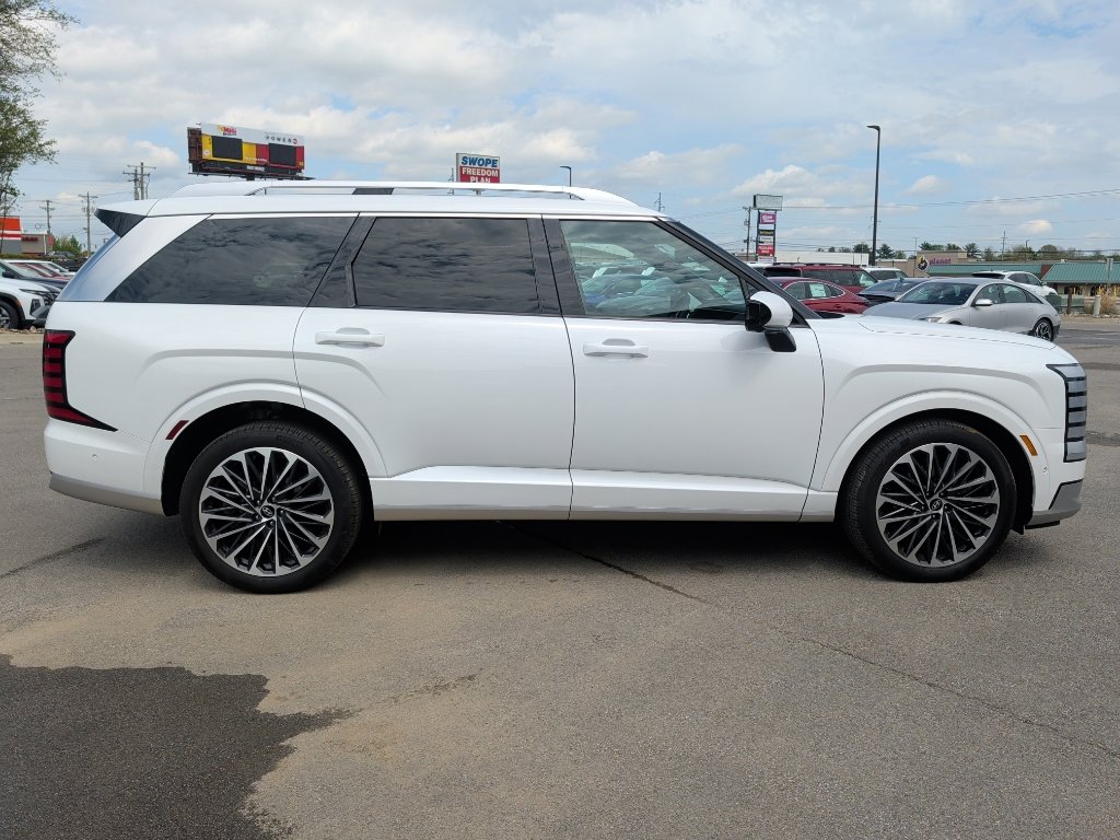 Used 2026 Hyundai Palisade Calligraphy image 5