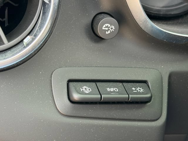 Used 2022 Chevrolet Camaro ZL1 RWD image 25