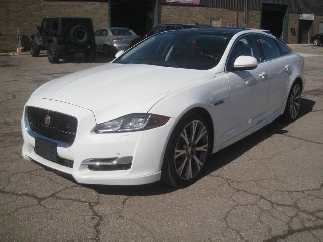 Used 2017 Jaguar XJ AWD/4WD image 1