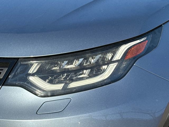 Used 2019 Land Rover Discovery SE image 4