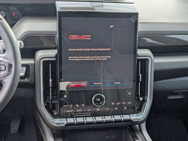 New 2026 GMC Yukon XL Elevation w/ Elevation Premium Package AWD/4WD image 11