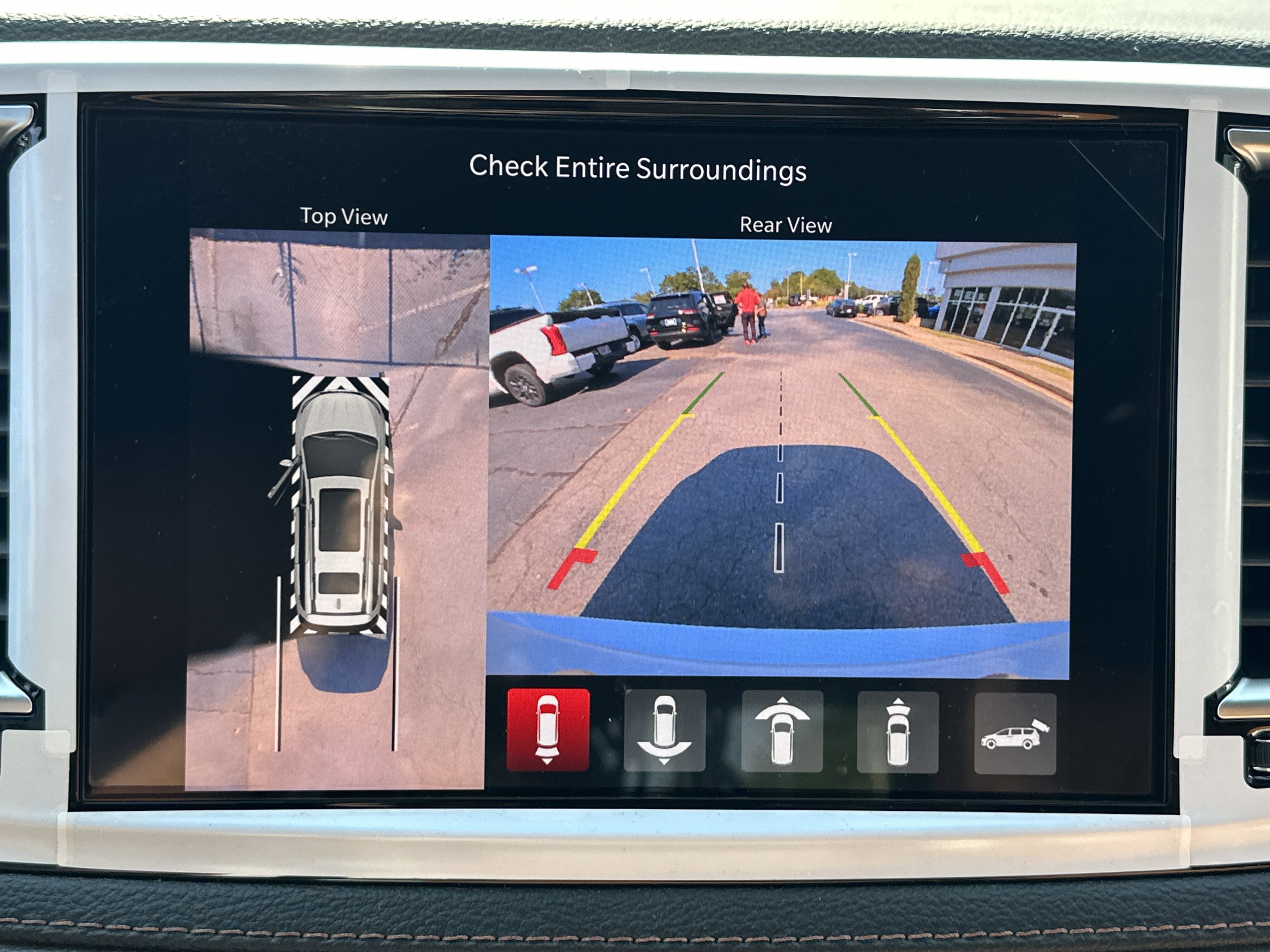 New 2026 Chrysler Pacifica Pinnacle image 25