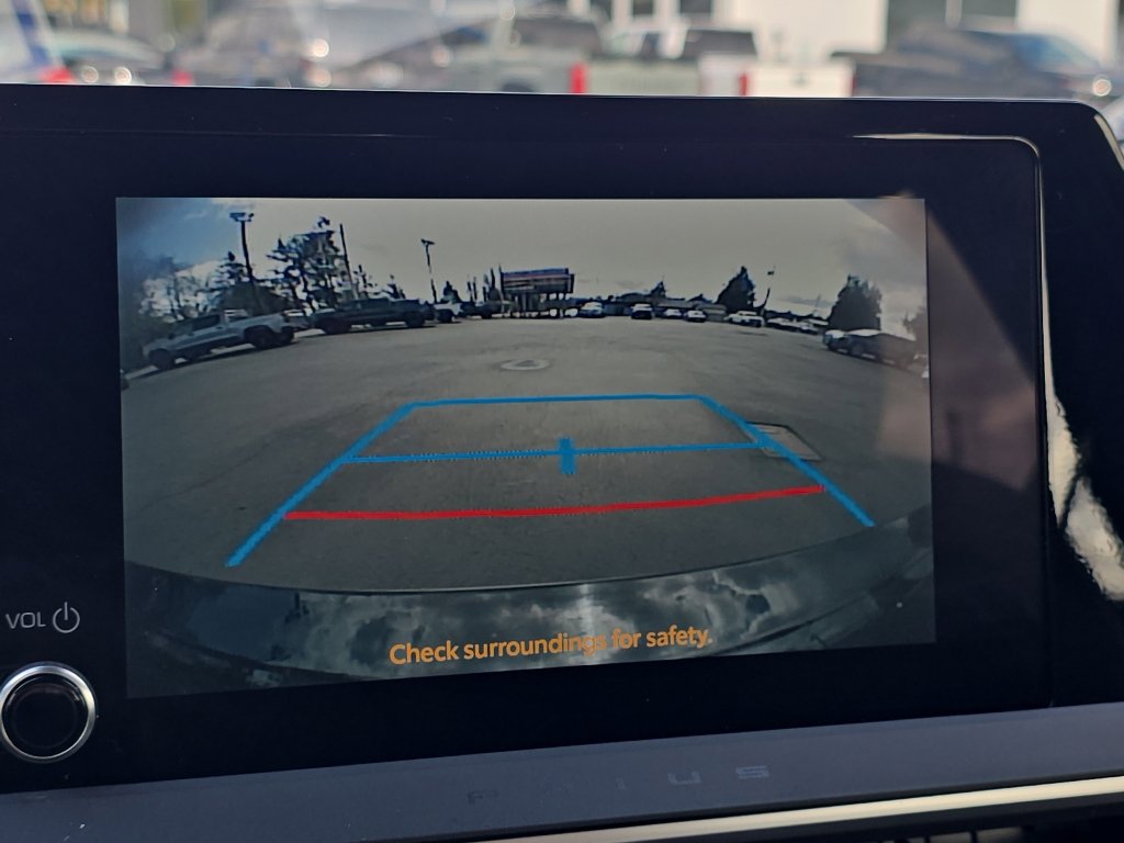 Used 2023 Toyota Prius XLE image 29