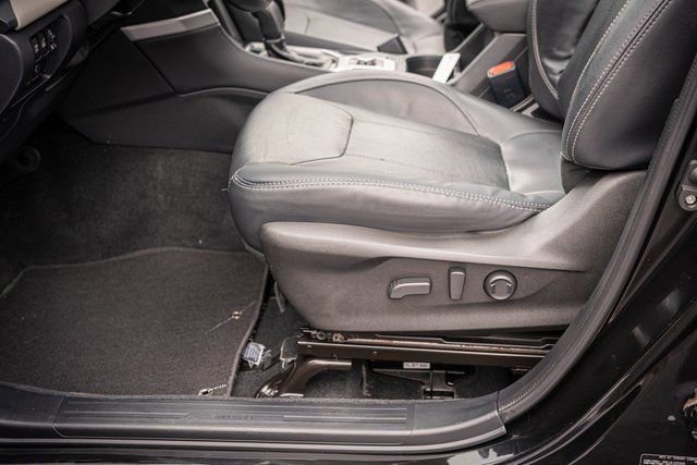 Used 2022 Subaru Forester Limited image 13