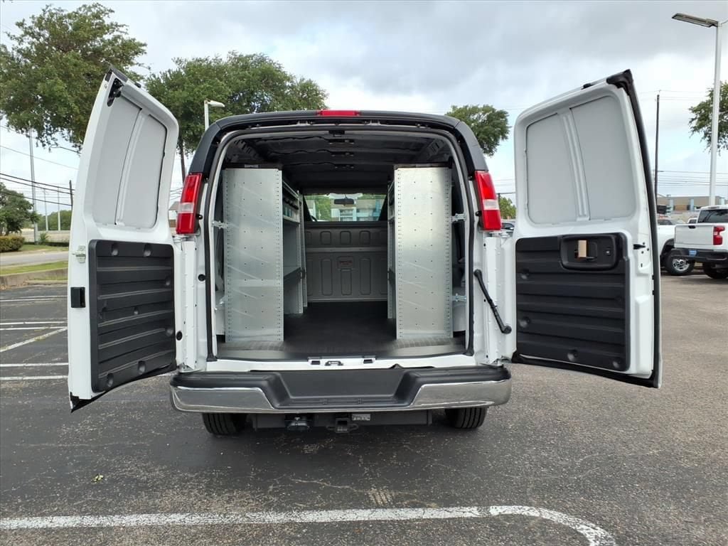New 2026 Chevrolet Express 2500 w/ Driver Convenience Package RWD image 12