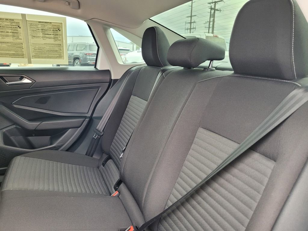 Used 2023 Volkswagen Jetta S image 13
