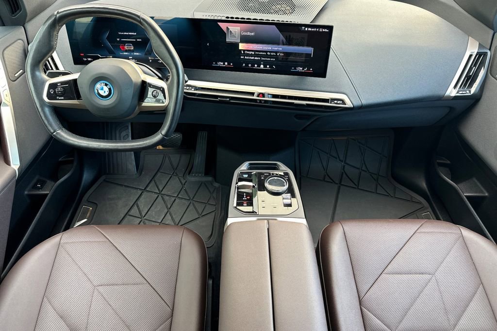 Used 2024 BMW iX xDrive50 w/ Premium Package image 14