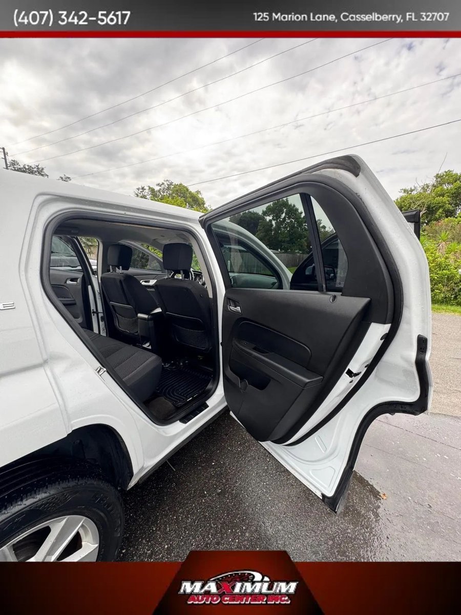 Used 2011 GMC Terrain SLE FWD image 12