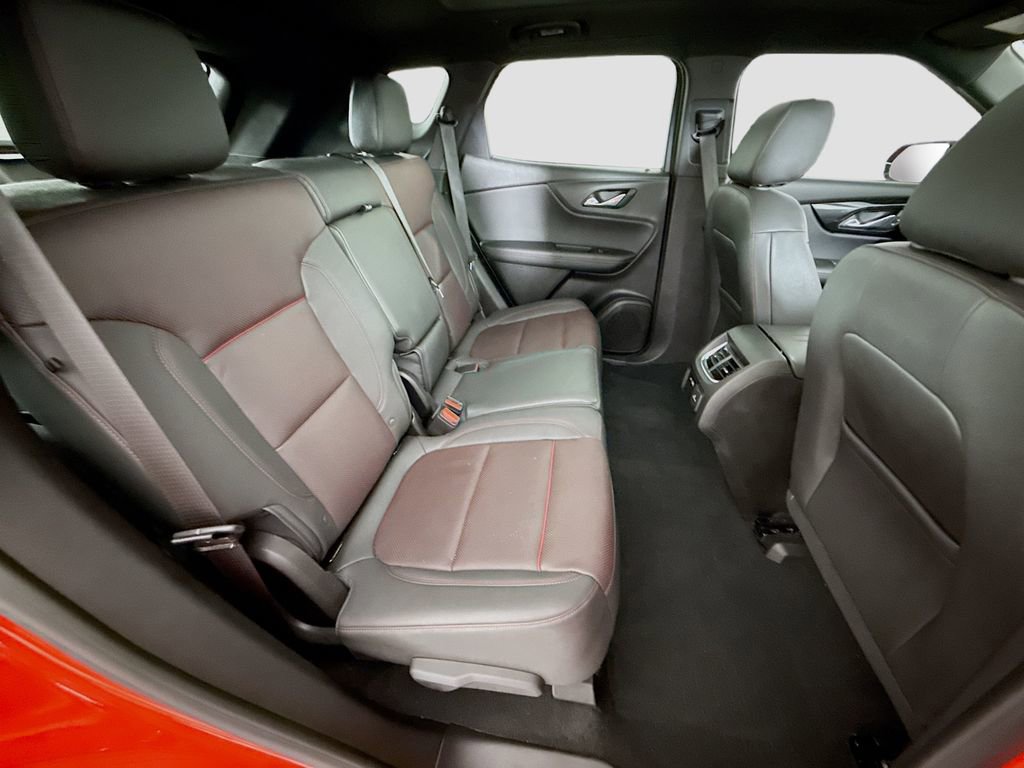 Used 2025 Chevrolet Blazer RS w/ Driver Confidence II Package image 27