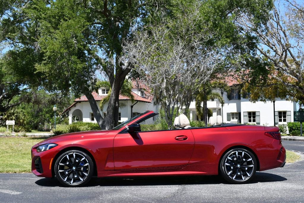 Used 2025 BMW M440i Convertible RWD image 3