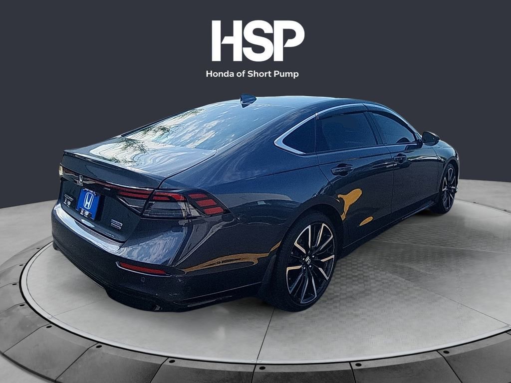 Used 2023 Honda Accord Touring image 5
