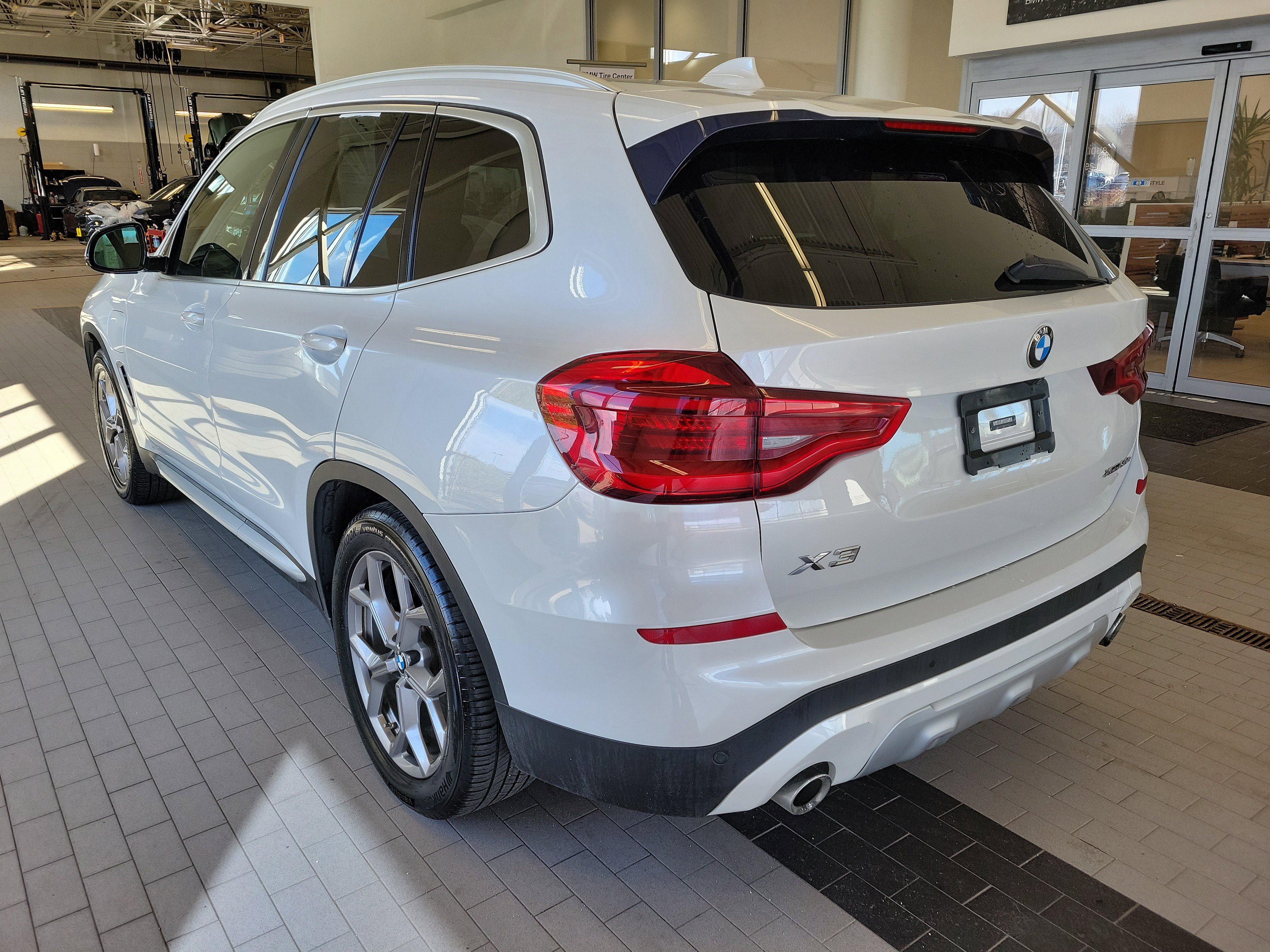 Used 2021 BMW X3 xDrive30e w/ Convenience Package image 7