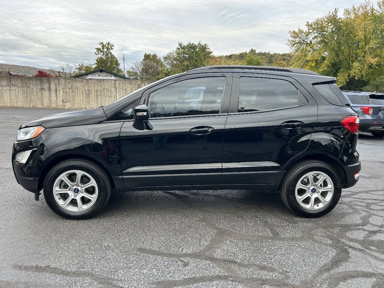 Used 2021 Ford EcoSport SE FWD image 5