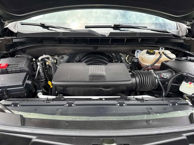 Used 2023 Chevrolet Suburban LT image 14