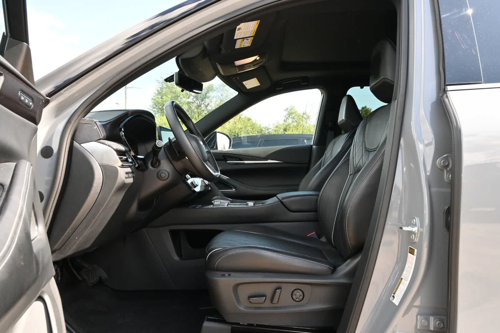 Certified 2025 INFINITI QX60 Autograph w/ Cargo Package AWD/4WD image 17