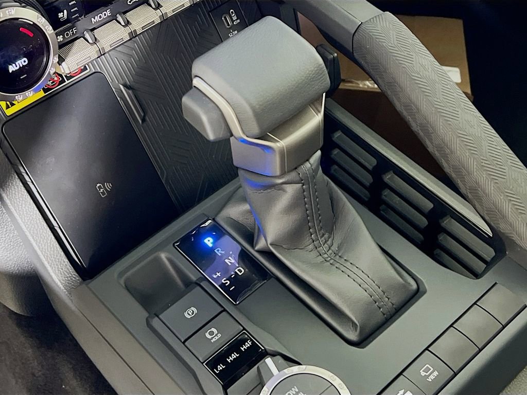 Certified 2025 Toyota Tacoma Limited w/ Tow Tech Package image 16