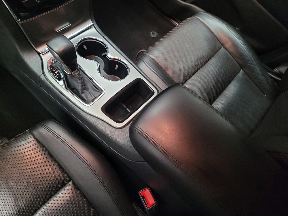 Used 2020 Jeep Grand Cherokee Limited w/ Luxury Group II image 26