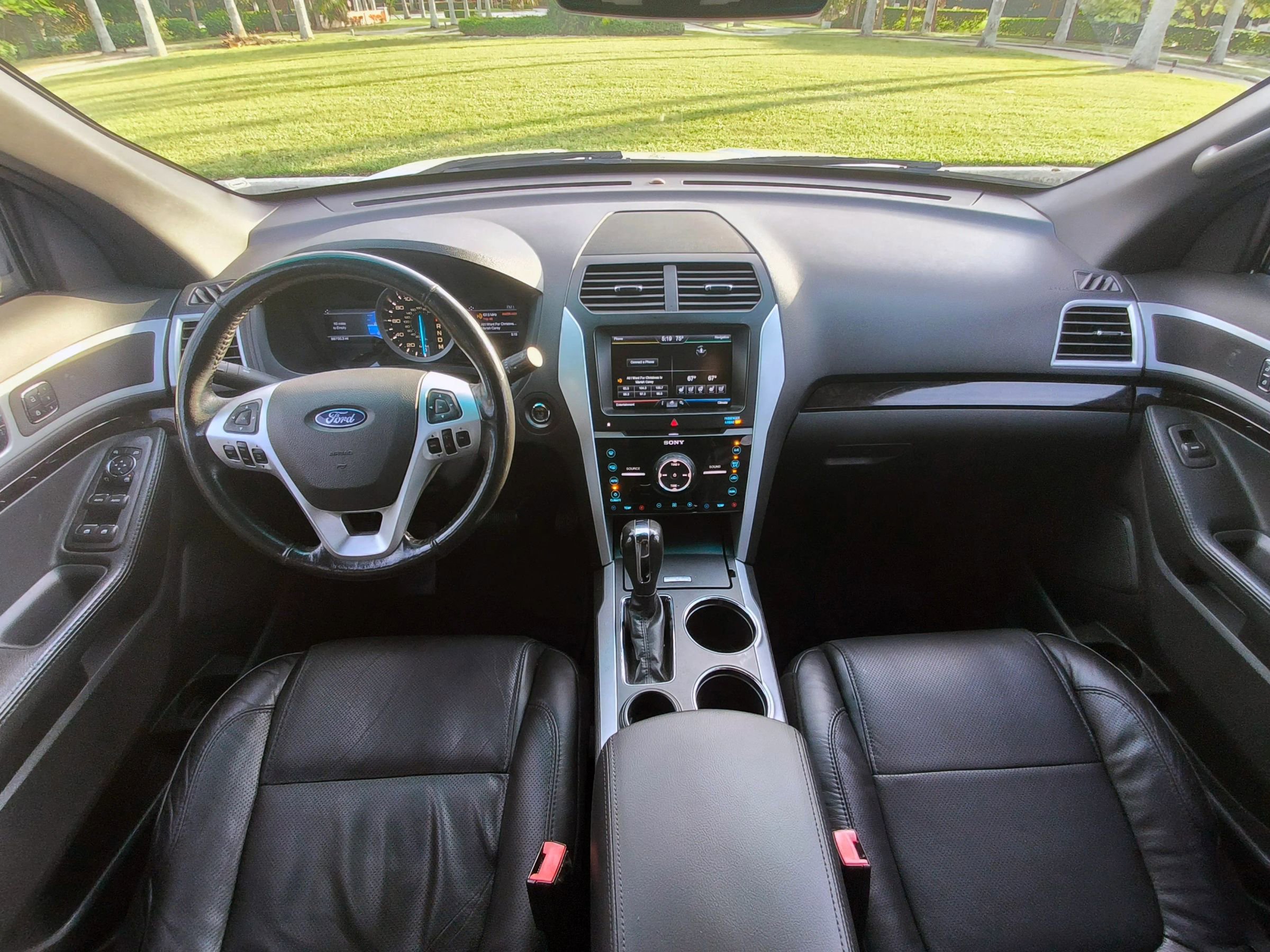 Used 2014 Ford Explorer Limited w/ Equipment Group 301A image 13