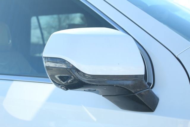 Used 2021 Cadillac Escalade Premium Luxury image 10