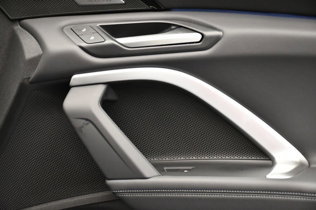 Certified 2025 Audi Q5 2.0T Premium Plus w/ Premium Plus image 45